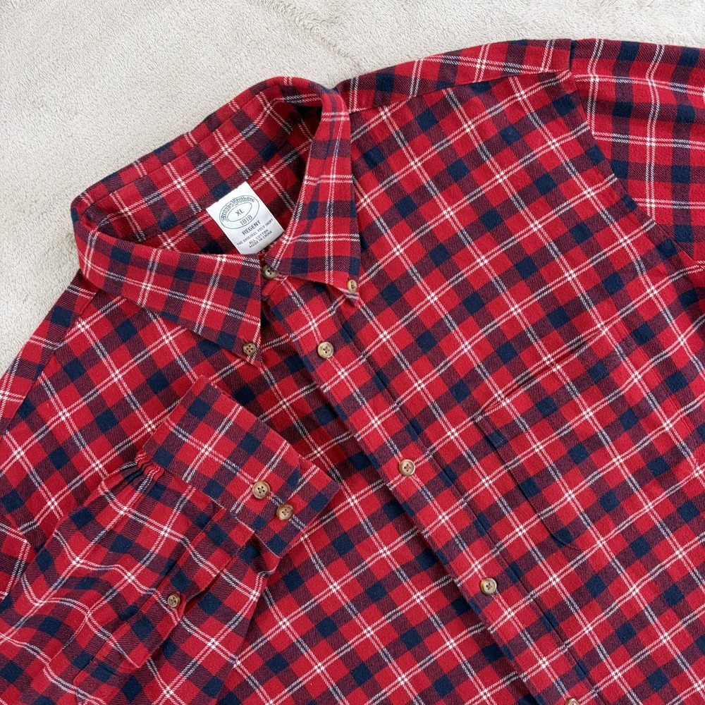 Brooks Brothers Regent Fit Flannel Shirt in Red Navy Plaid Men XL Long Sleeve